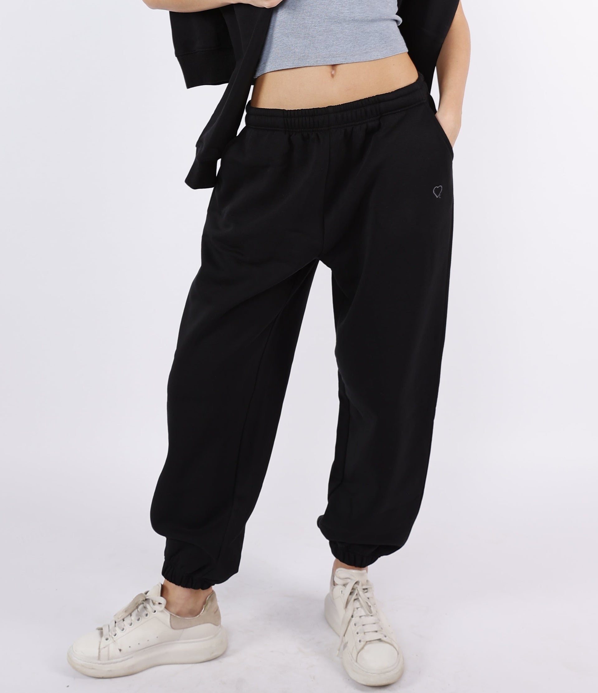 Tsuretobe Embroidered High Waist Sweatpants For Women Streetwear Joggers  With Patchwork Colored Design Casual Gym Trousers For Ladies For Females  201106 From Mu02, $17.04